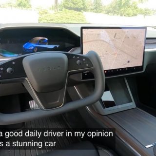 2021款特斯拉Model S Plaid 一个月驾驶感受，Yolk方向盘好用吗？