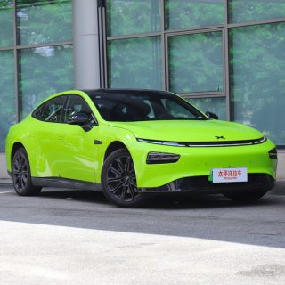 小鹏P7新增车型正式上市 起售价降至21.99万元