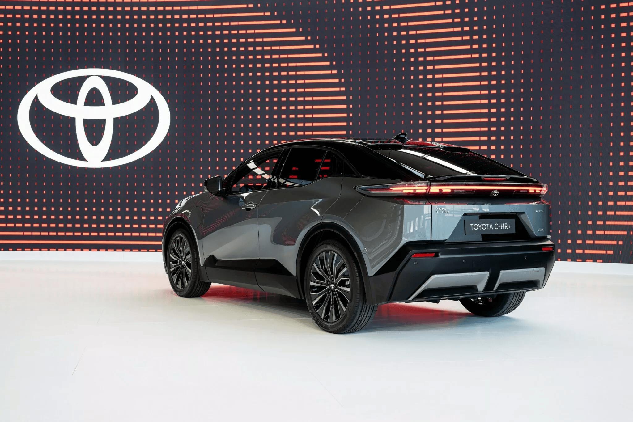 不是油改电！丰田正式发布全新纯电动SUV：C-HR+
