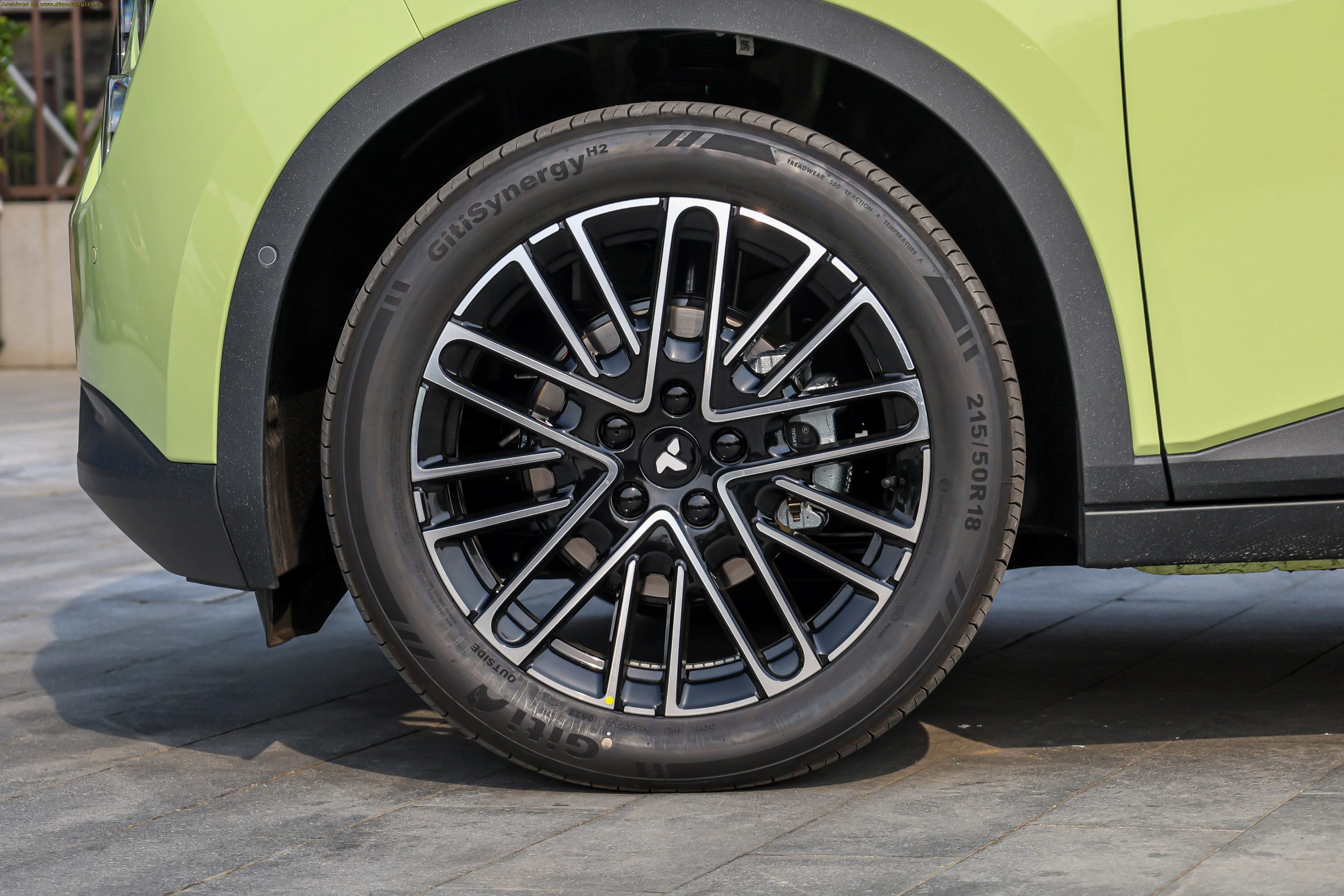 蔚来萤火虫上市：定价11.98万元起/纯电动小型车/续航420公里 - Image 14