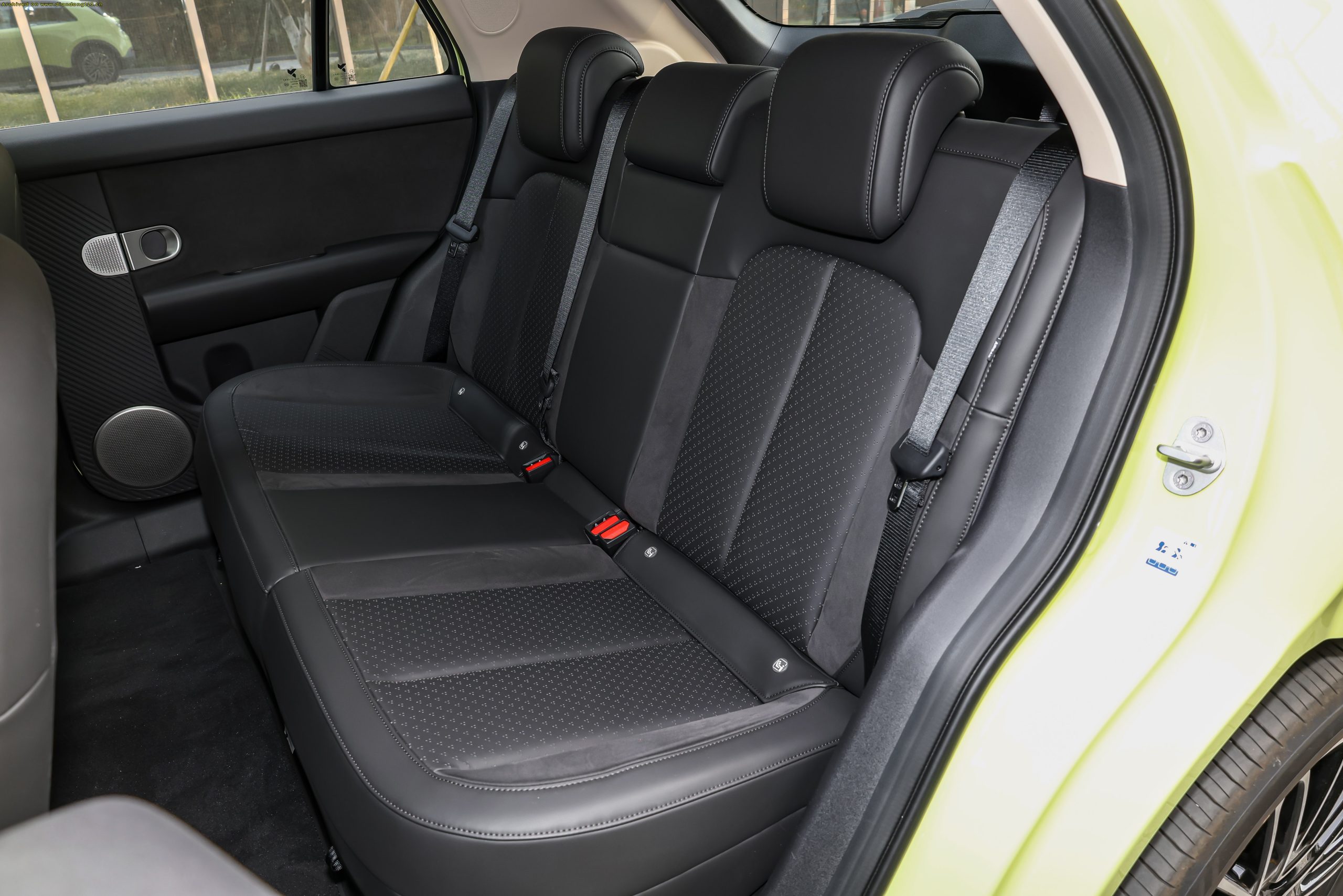 蔚来萤火虫上市：定价11.98万元起/纯电动小型车/续航420公里 - Image 29