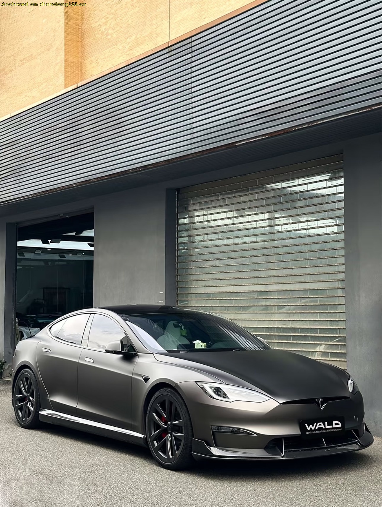 全碳版本的 Model S 真要来了？特斯拉这回玩得大！ - Image 3