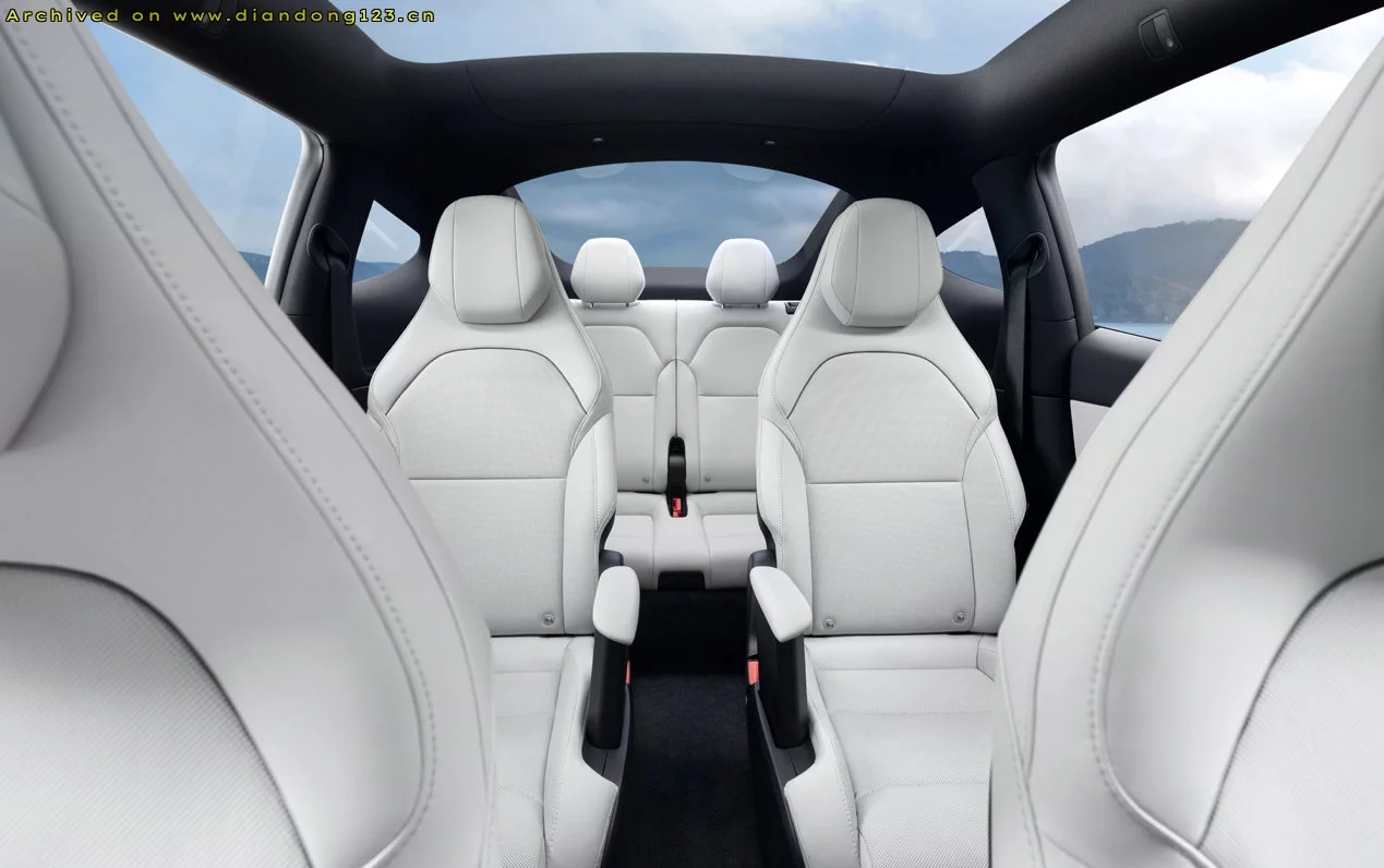 特斯拉发布六座版的豪华SUV“Model Y L”，售价33.9万元起！ - Image 4