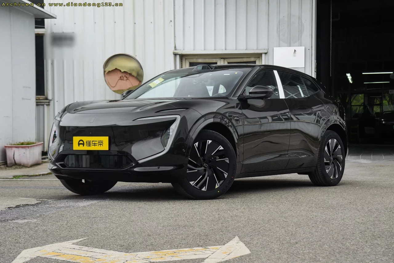 定价51万元？新款特斯拉Model Y的高性能版发布 - Image 19