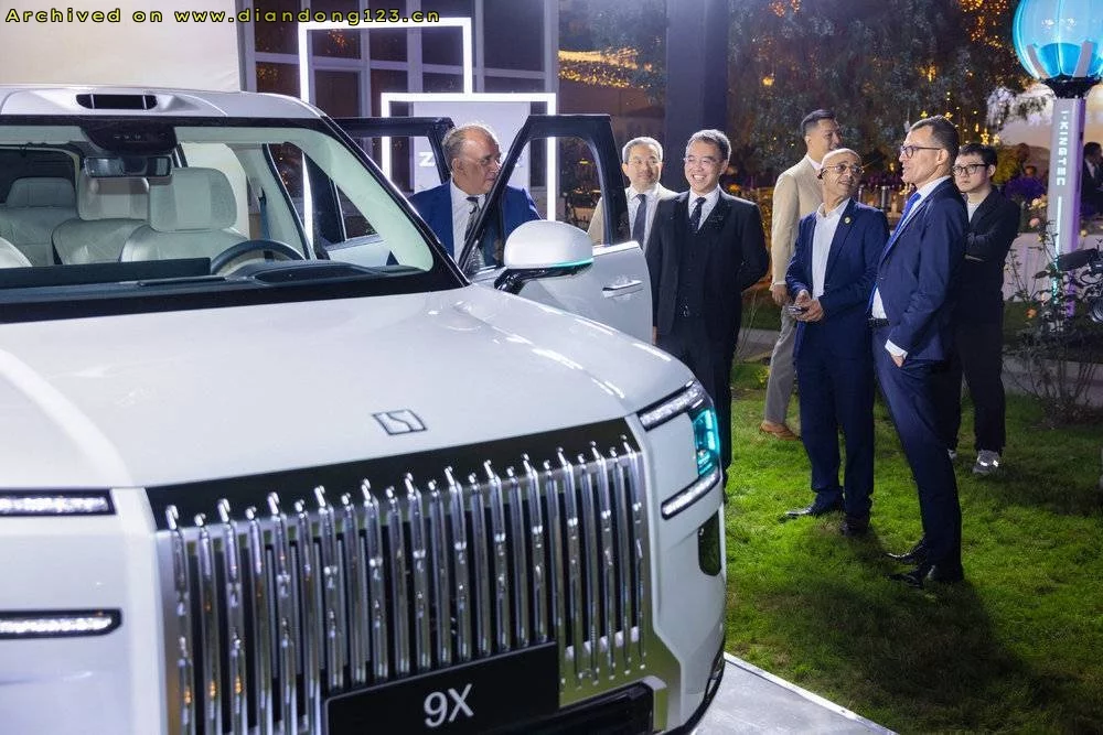 极氪9X双圈层破局老钱新贵共选旗舰SUV - Image 11