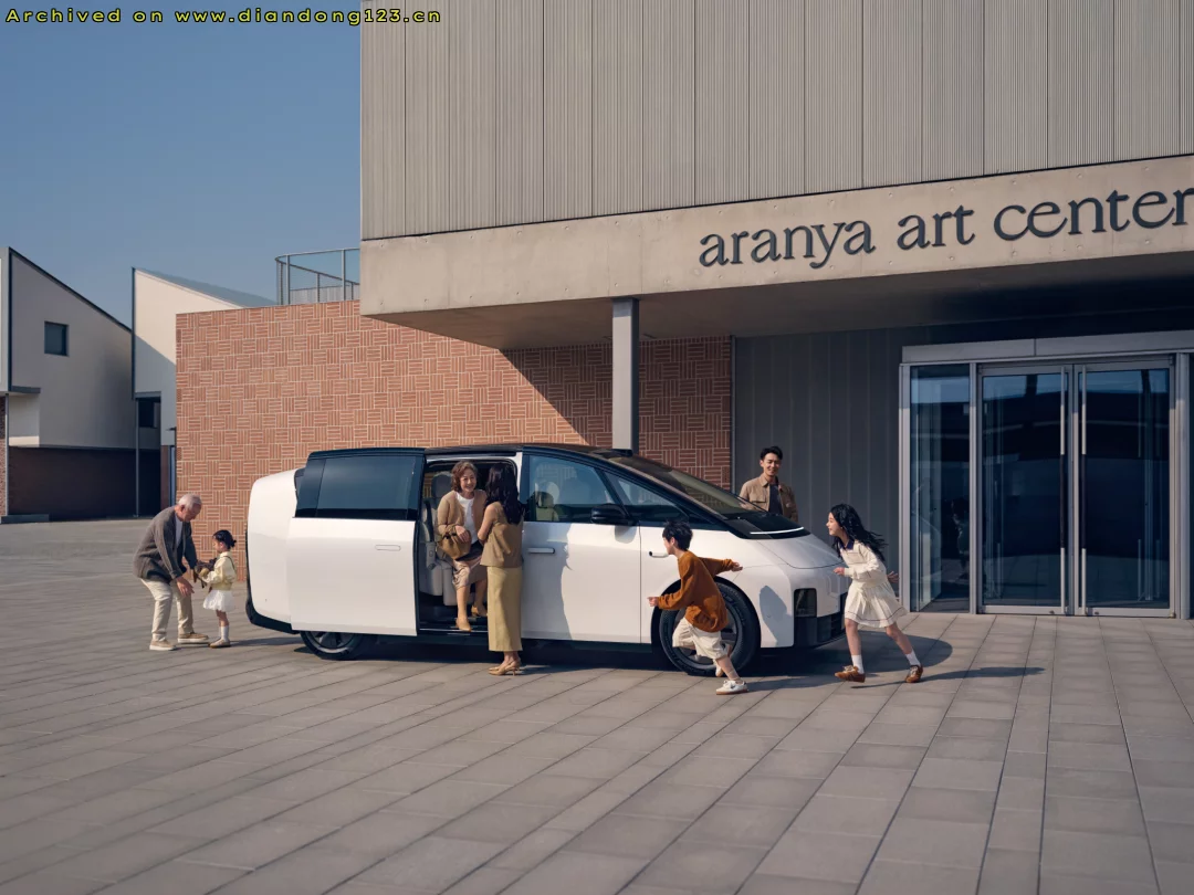 理想汽车Q3业绩下滑 背后转型与AI赌局 - Image 9