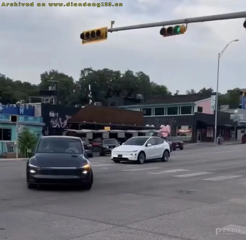 特斯拉得州无人驾驶Robotaxi道路测试 - Image 6