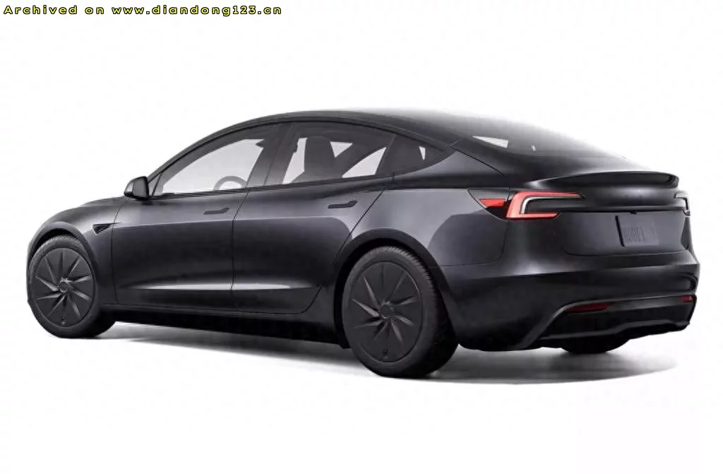 特斯拉研发高透射材料车顶计划将星链直接接入电动车 - Image 2