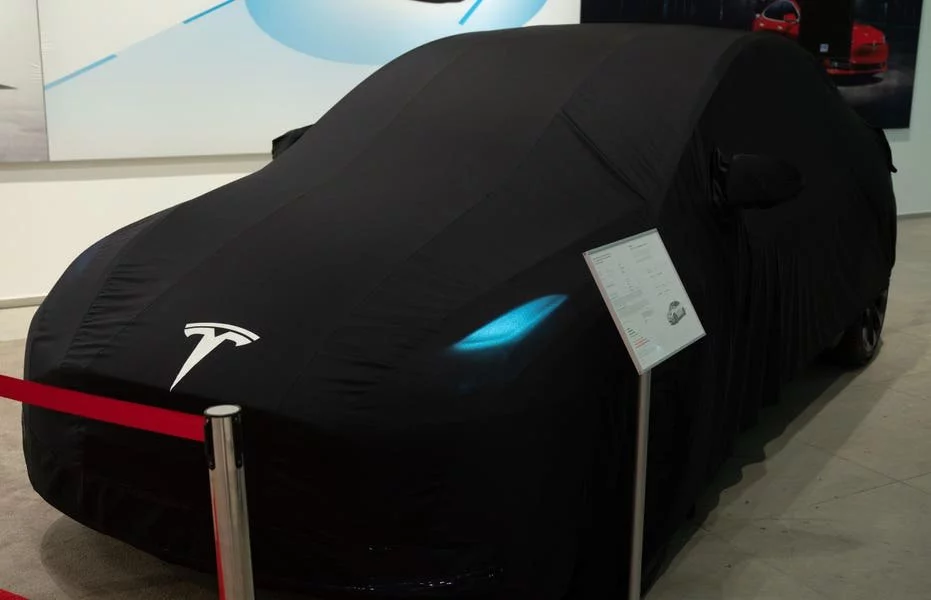 特斯拉 Model 2 低价版或基于 Cybercab 设计