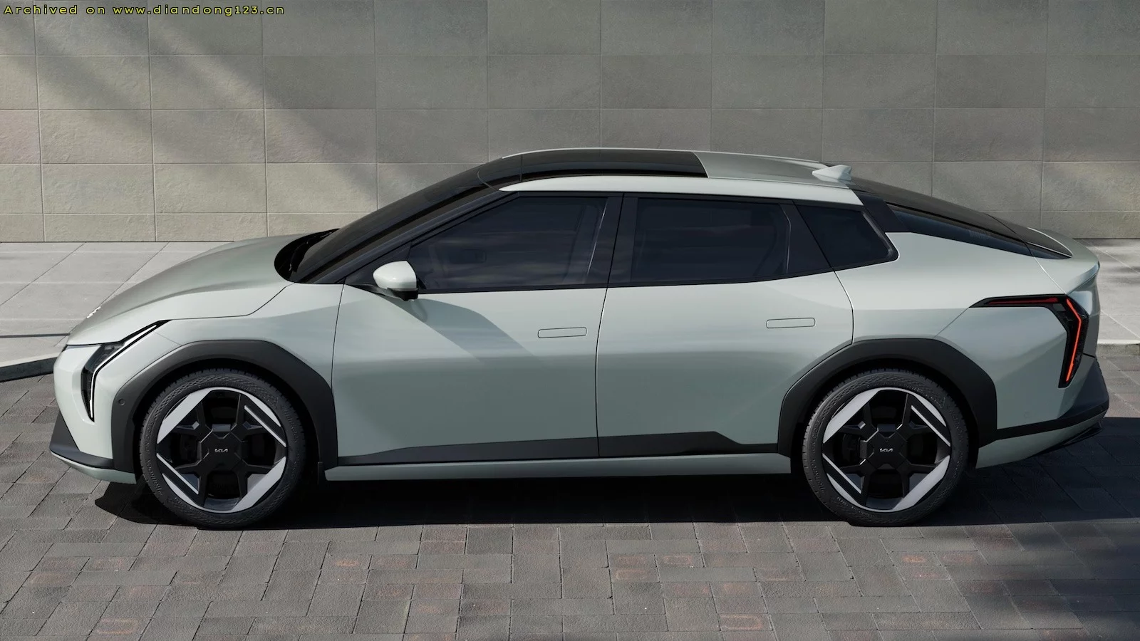 起亚EV4电动车将登美 售价约3.5万美元续航超300英里 - Image 3