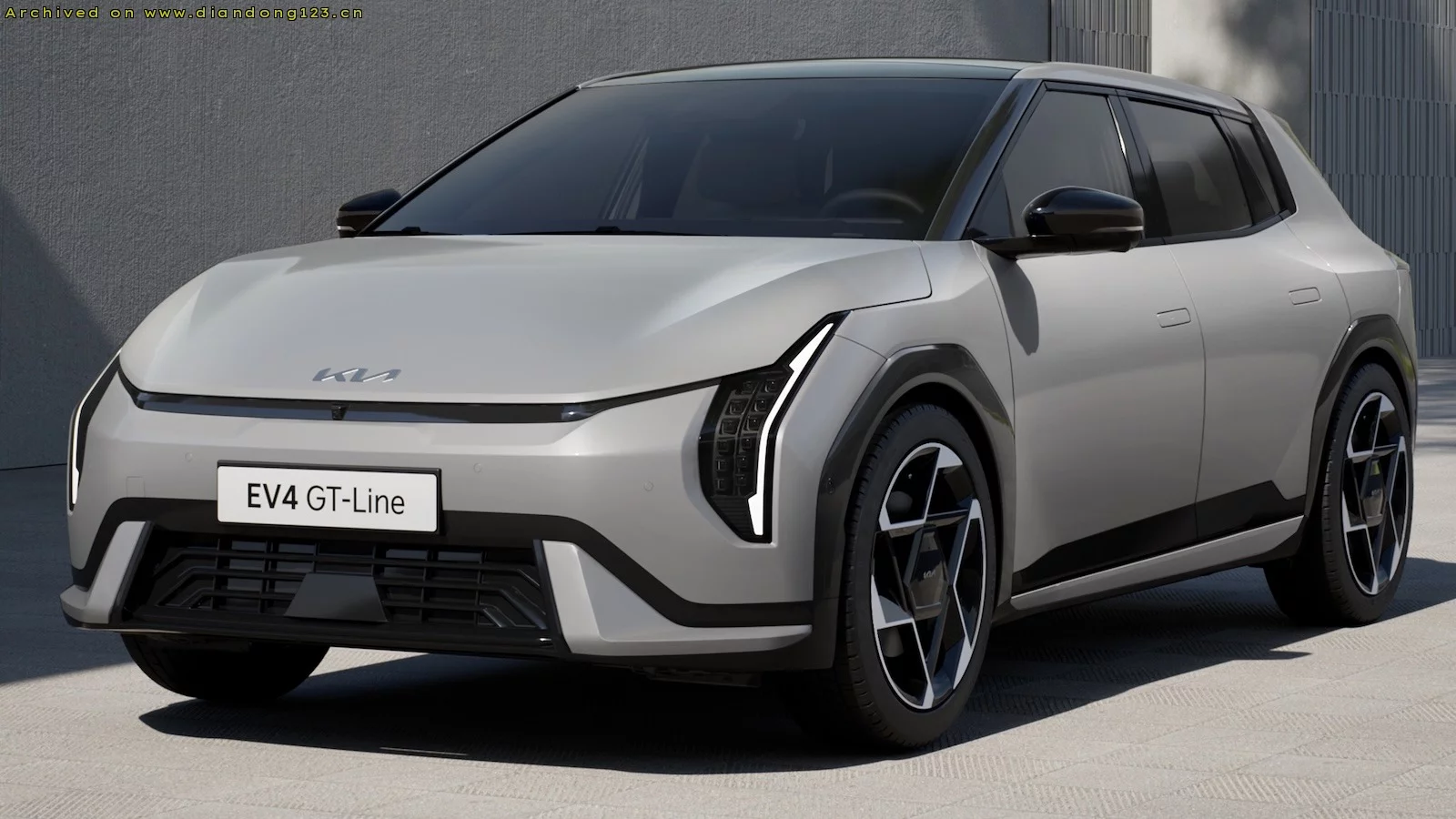起亚EV4电动车将登美 售价约3.5万美元续航超300英里 - Image 5