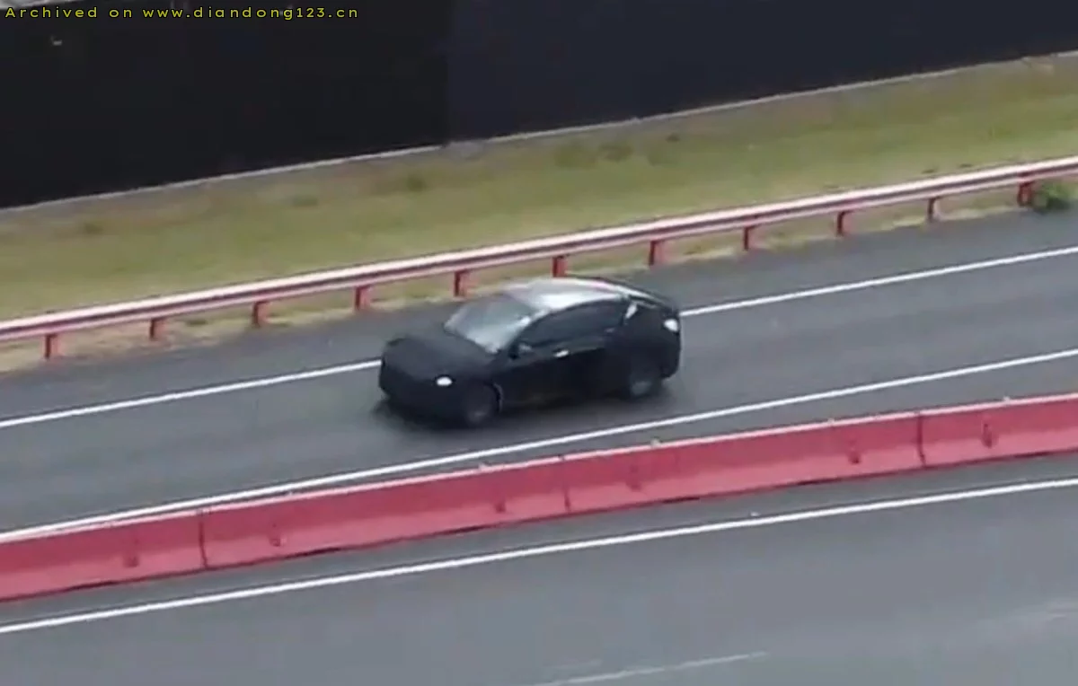 特斯拉 Model Y L 在弗里蒙特测试 美版发售在即 - Image 2