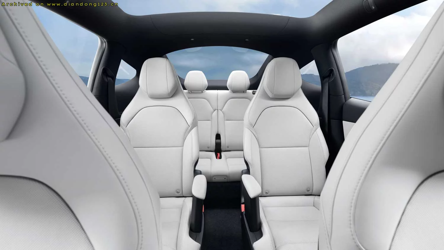 特斯拉 Model Y L 美国上市 六座加长版售 61990 美元 - Image 2