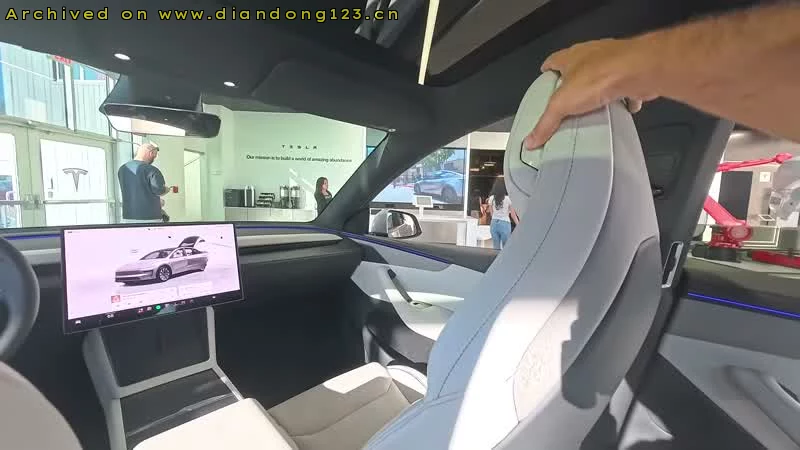 细看一下“北美版”特斯拉Model Y L - Image 5