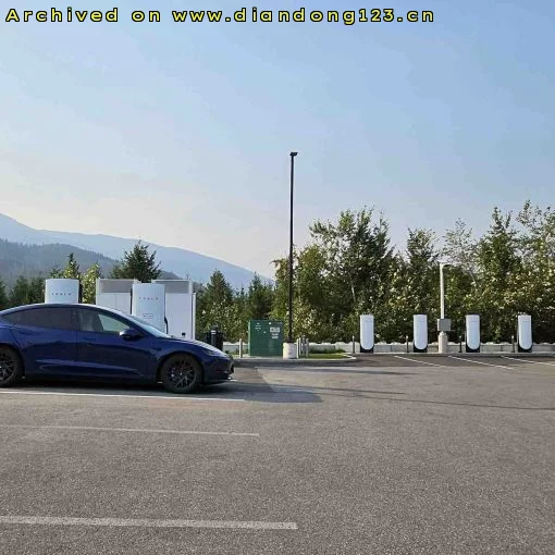 特斯拉密集发布新动向 Robotaxi细节曝光 Model 3欧洲增程 - Image 9