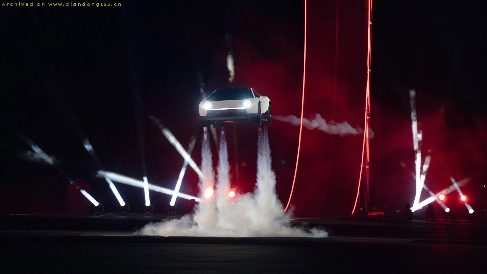 特斯拉新 Roadster 发布演示飞行能力 2028 年量产 - Image 5